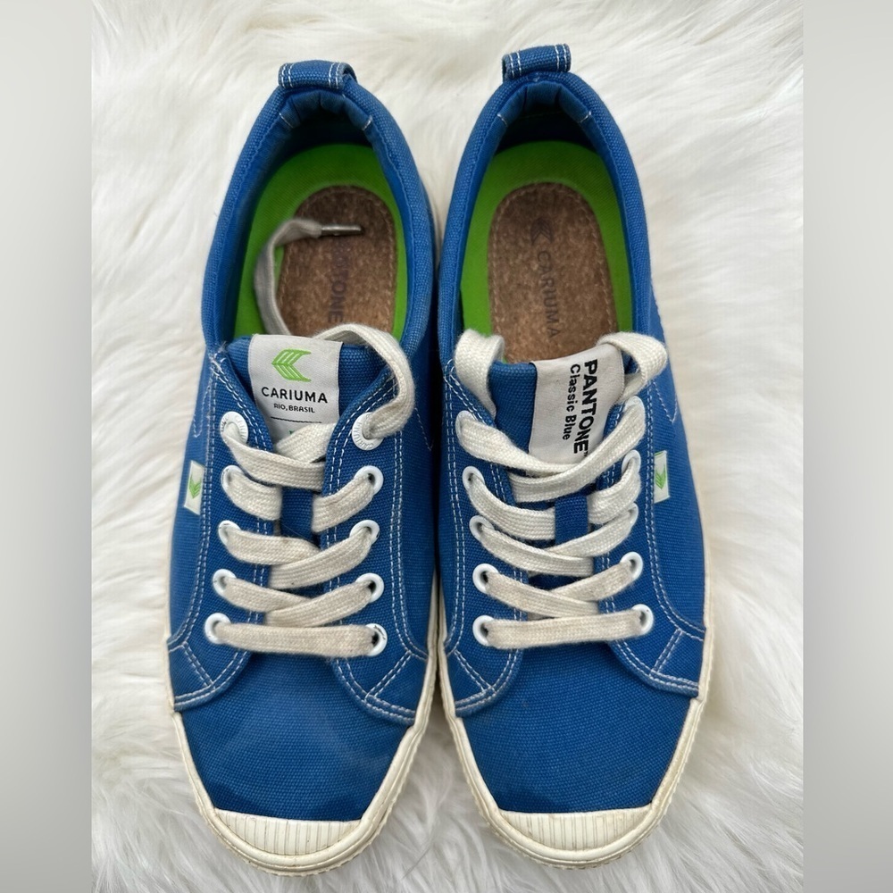 Cariuma Pantone Blue Canvas Sneakers Size 8.5 Women 7 Men - Picture 2 of 9